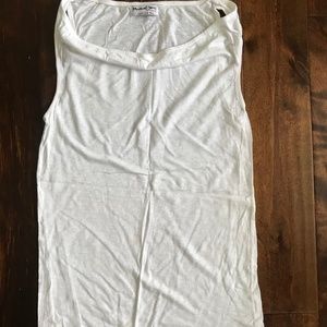 Michael Stars White Sleeve Less Top Tank Scoop